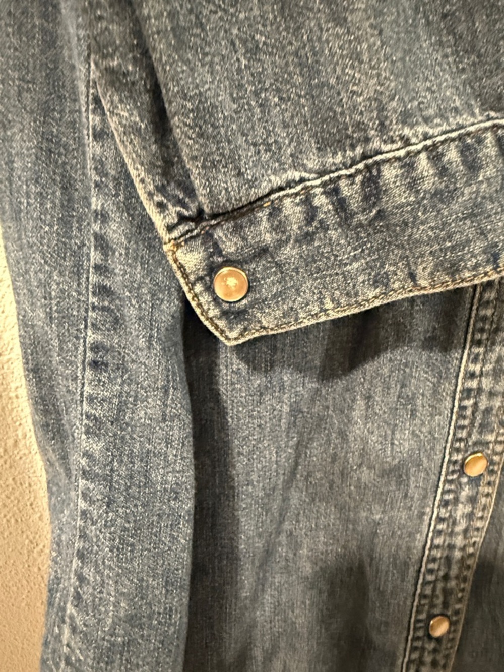 Old Navy Washed Blue Denim Shirt - Picture 5 of 6